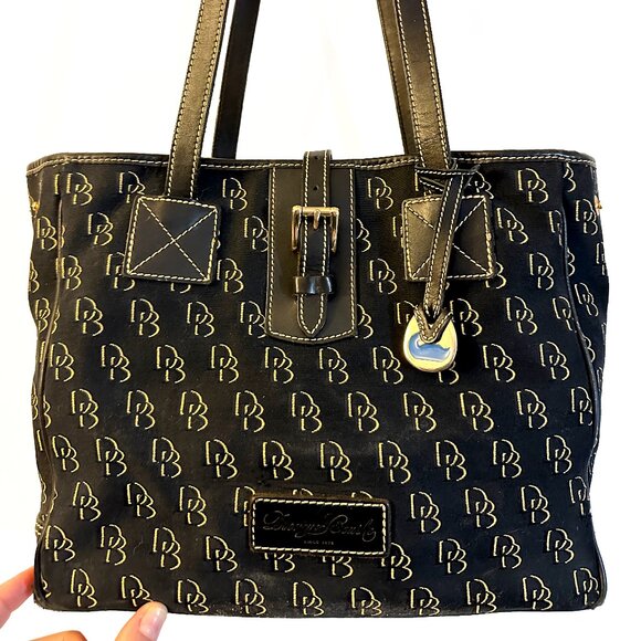 Dooney & Bourke Signature Black DB Logo Large Shoulder Bucket Purse Hand Bag - Picture 9 of 9